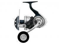 Carrete Daiwa 21 Certate SW 8000-P | Rundform (Power EVA)